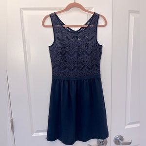 Lily Pulitzer Dress | size Medium | color Navy Blue